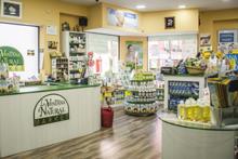 Ynsadiet inicia una nueva fase de expansión con las modernas tiendas de herbodietética La Ventana Natural