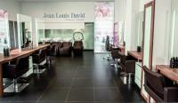 Más multifranquiciados con perfil inversor para la cadena de peluquerías Jean Louis David