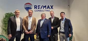 REMAX inaugura una nueva oficina en Sevilla