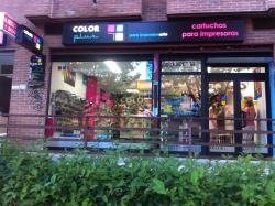 Ya está abierta la nueva tienda de la franquicia de reciclaje Color Plus Madrid San Sebastián de los Reyes