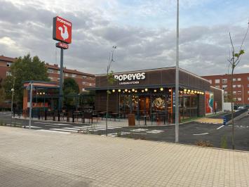 Popeyes alcanza 30 restaurantes en Madrid
