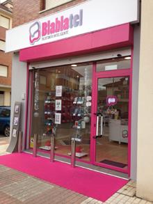 Entra en el negocio de la telefonía con la franquicia Blablatel