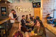 Restalia sigue creciendo en Cataluña con la apertura de un nuevo local de TGB - The Good Burger en Barcelona