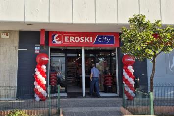 Abre supermercado Eroski franquiciado en Sevilla