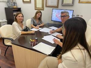 Clínicas Revitae sigue creciendo y firma una nueva franquicia en Murcia