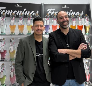 Emprender en pareja y con respaldo: la historia de la primera Tienda Piloto Perfumhada