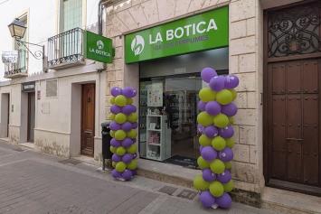 La Botica de los Perfumes llega a San Clemente de la mano de una joven emprendedora