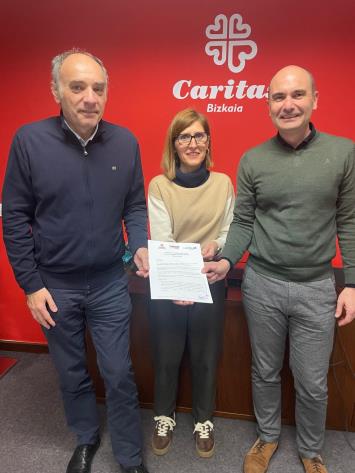 Eroski renueva su colaboración con Cáritas