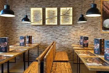 Pizzerías Carlos abre en la localidad de Don Benito