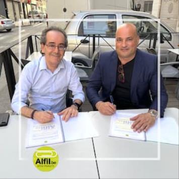 Alfil.be firma nueva franquicia en Elche