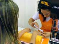 La franquicia d-uñas apoya la lucha contra el cáncer de mama