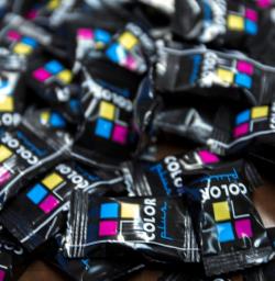 Visita una franquicia de Color Plus para conocer bien el negocio 