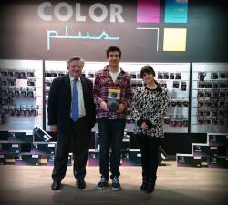 Así fideliza la franquicia Color Plus a sus clientes