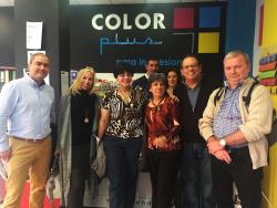 Los franquiciados de Color Plus, al día en servicios