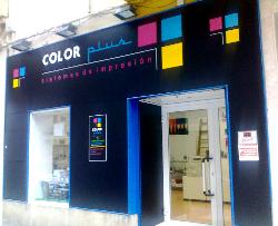 Tiendas propias para la franquicia Color Plus 