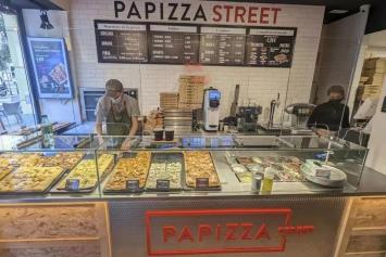 Abre un local de pizzas con pocos metros y barato