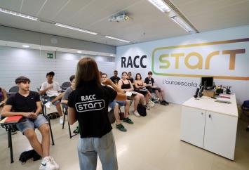 ¿Por qué montar una autoescuela?: RACC start marca en expansión