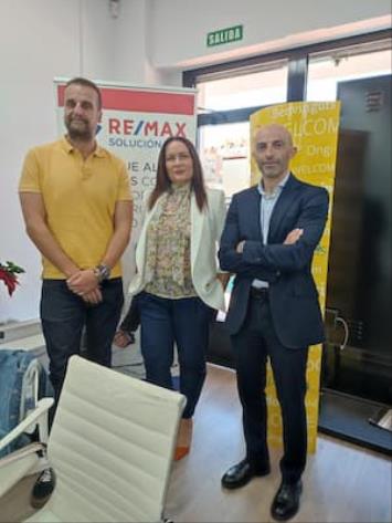 La inmobiliaria REMAX Grupo Solución firma un acuerdo con ARAG