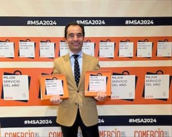 CENTURY 21 España galardonada con los premios a la Mejor Franquicia y Mejor Servicio del Año 2024