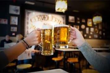 100 Montaditos prevé incrementar un 53% la venta de cerveza por el mundial