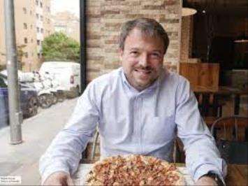 Más de 100 profesionales participan en el Programa Crece de Pizzerías Carlos