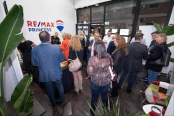 REMAX inaugura una nueva oficina en Alicante
