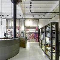 ¿Qué perfil de franquiciado se busca para una tienda Roberto Verino?