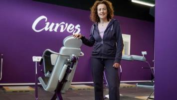 Curves® con Zumba®