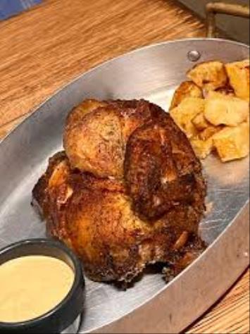 Pollo de la franquicia Chicken&Fish