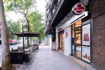 Fachada franquicia Tim Hortons
