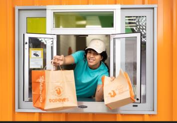 Take away en franquicia Popeyes