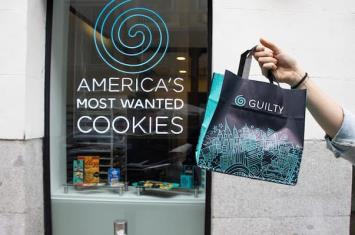 Exterior tienda Guilty