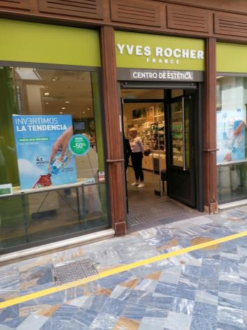 Comprar franquicia Yves Rocher en Murcia