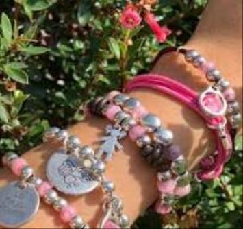 pulseras personalizadas de la franquicia A de Andrea